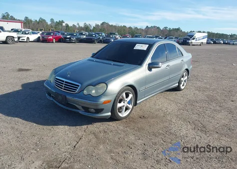 2005 Mercedes-Benz C 230 Kompressor Sport z USA, uszkodzony, nr VIN WDBRF40J95F703184